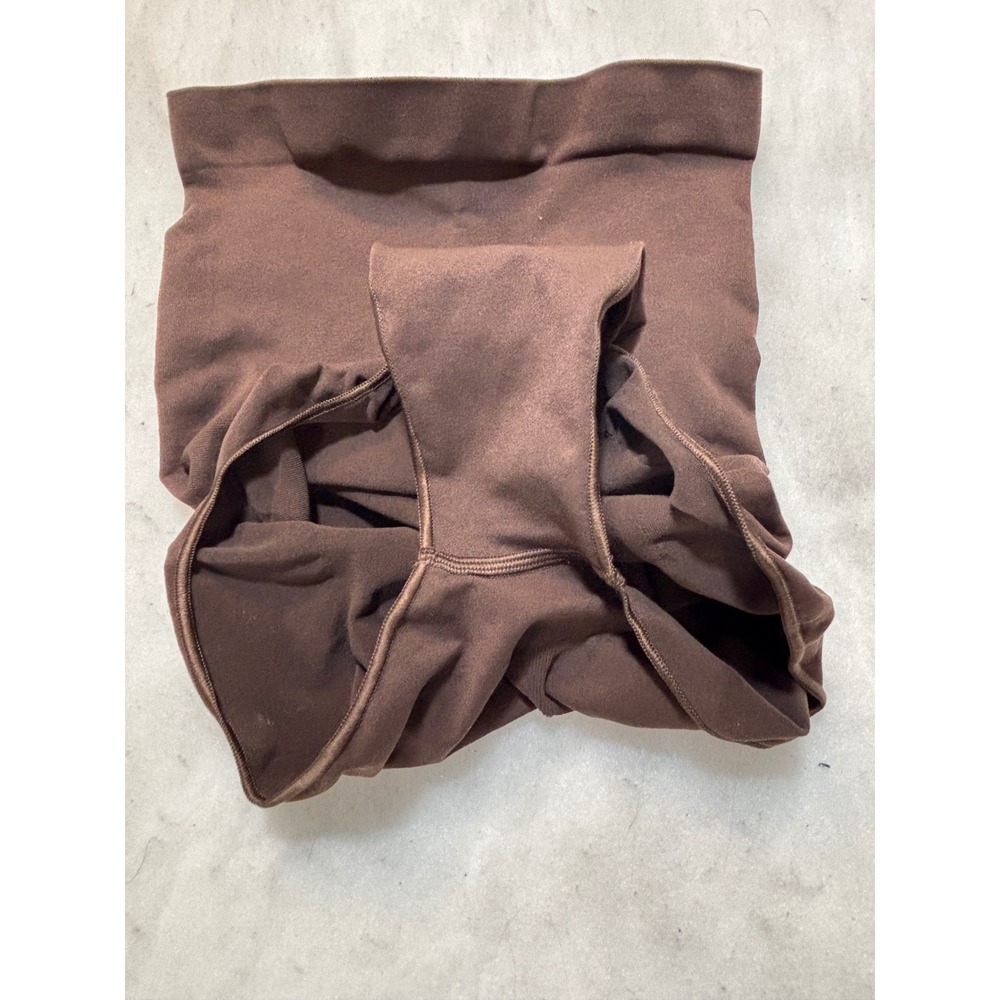 SKIMS Fits Everybody High Waist Briefs Brown Smoothing Shapewear M - Picture 2 of 4
